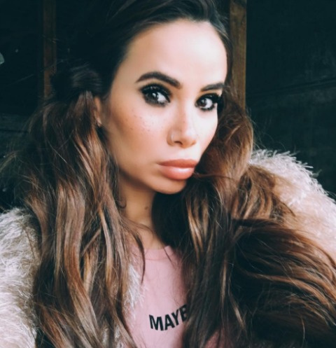 Айза Анохина Айза Анохина