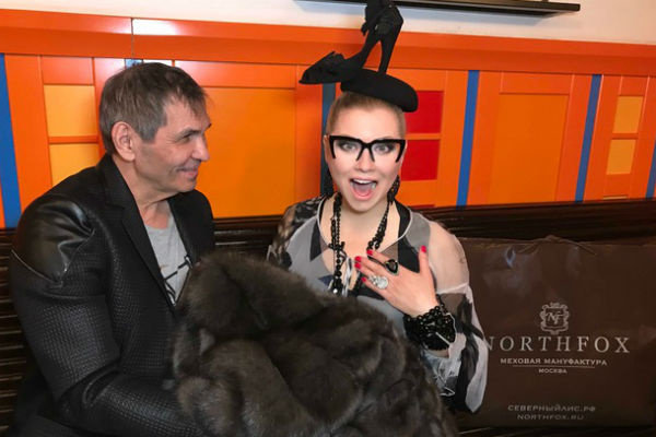 Лена не отказалась от щедрого подарка Бари Алибасова, шубы NorthFox Лена не отказалась от щедрого подарка Бари Алибасова, шубы NorthFox