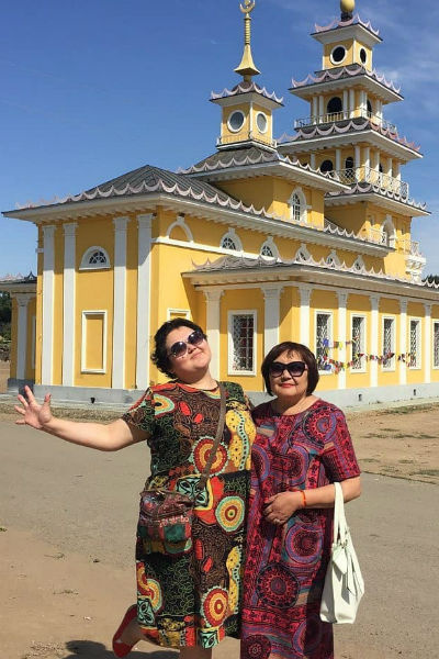 Мама поддерживала Ольгу и помогала ей в течение всего периода лечения Мама поддерживала Ольгу и помогала ей в течение всего периода лечения