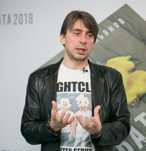 Роман Емельянов Роман Емельянов