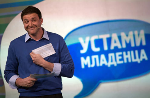 Максим Виторган дарит победителям мультиварки Максим Виторган дарит победителям мультиварки