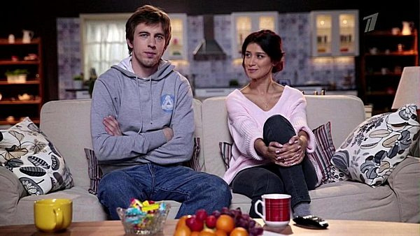 Ведущими проекта «Время кино», которым занималась Светлана, были Александр Паль и Равшана Куркова Ведущими проекта «Время кино», которым занималась Светлана, были Александр Паль и Равшана Куркова