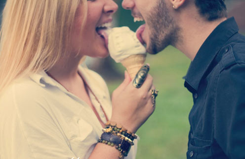 Стиль жизни: Мороженое за поцелуй – фото №1
