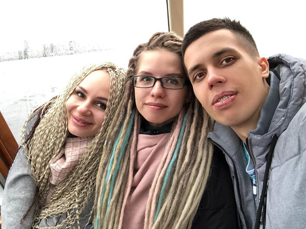 Юрий Алферов, Екатерина Зюзина и Елена Переверзева Юрий Алферов, Екатерина Зюзина и Елена Переверзева