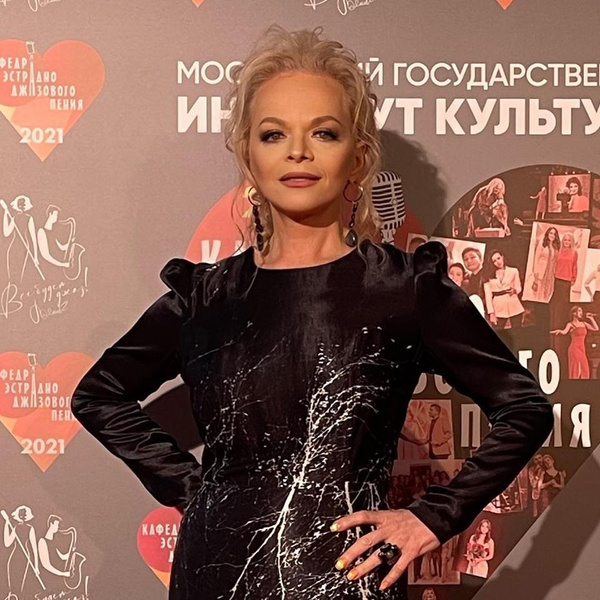 Лариса Долина Лариса Долина