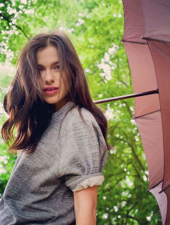 Лена Темникова