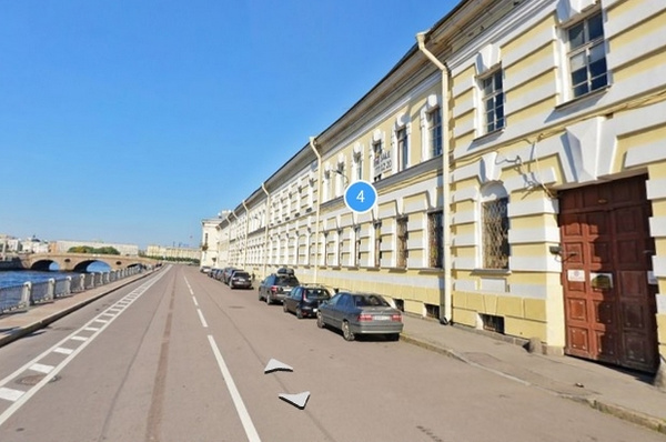 Сергей переехал в элитную квартиру близ Летнего сада год назад Сергей переехал в элитную квартиру близ Летнего сада год назад