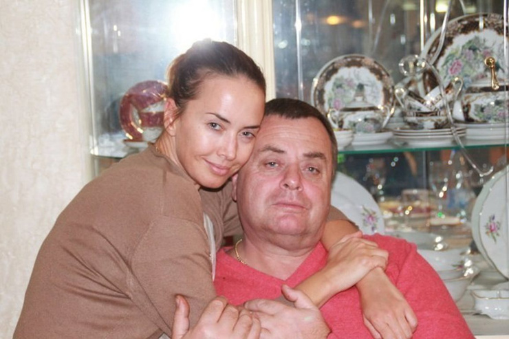 При жизни Жанна была очень близка с отцом