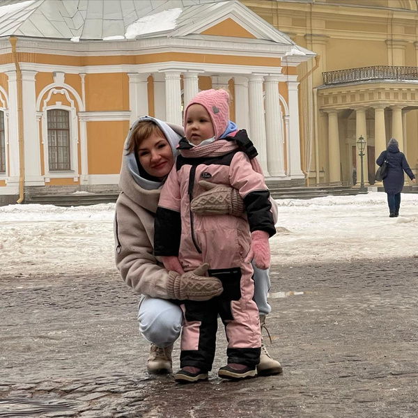 Оксана Усова с дочерью Любой