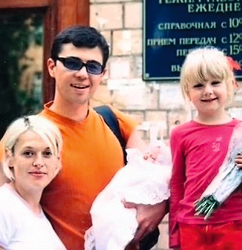 Сергей Бодров с семьей Сергей Бодров с семьей