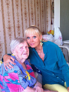 Валерия с бабушкой Валентиной Дмитриевной 