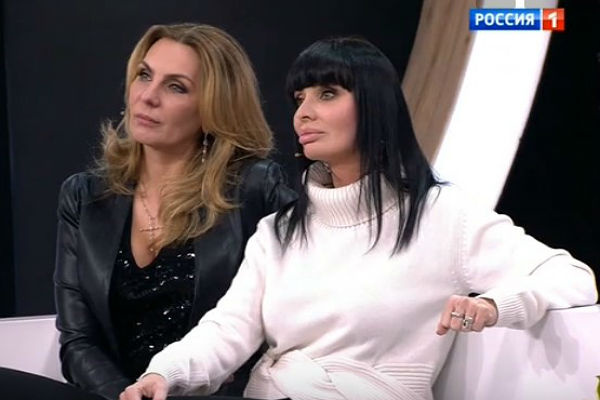 Алена Иванцова и Валентина Аришина (справа) Алена Иванцова и Валентина Аришина (справа)
