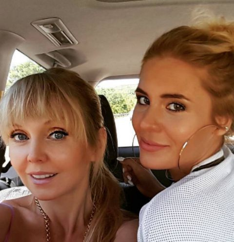Валерия с дочерью Анной Шульгиной едут в Лион на концерт Рианны