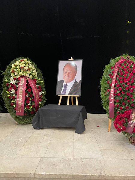 Сегодня Владимира Меньшова провожают в последний путь