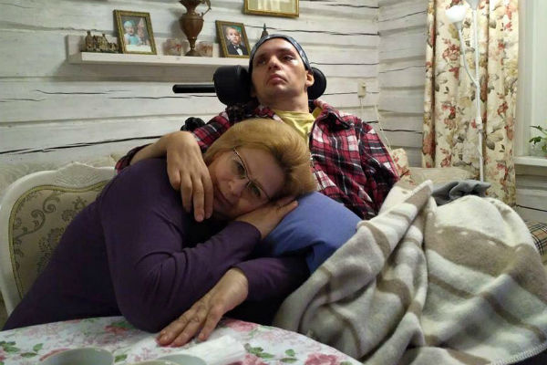 Алексей Янин с мамой Ольгой Алексей Янин с мамой Ольгой