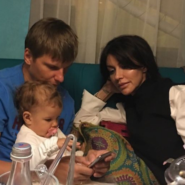 Андрей Аршавин с семьей