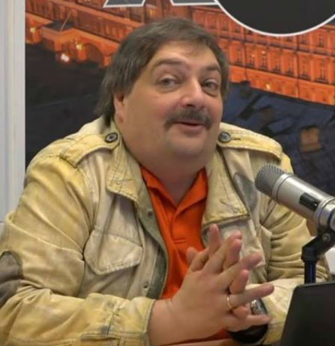 Дмитрий Быков выписался из больницы | StarHit.ru