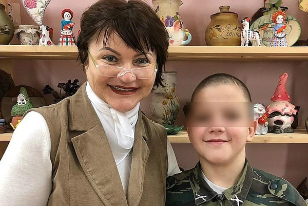 Галина Морозова поссорилась с сыном, потому что тот поздно вернулся домой Галина Морозова поссорилась с сыном, потому что тот поздно вернулся домой
