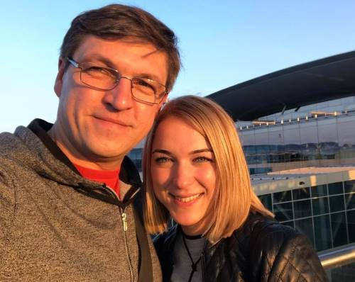 В 2017-м Дмитрий женился на косметологе Наталье Бражник, но и этот брак распался в прошлом году