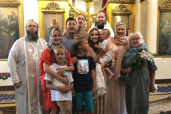 Вячеслав Манучаров стал крестным отцом сына Бегуновой
