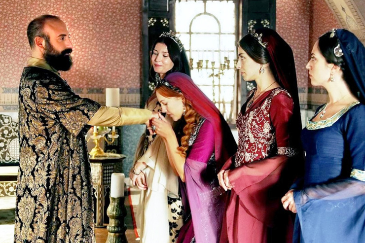 Хюррем-султан в «Великолепном веке» и в жизни: 5 мифов о самой известной наложнице