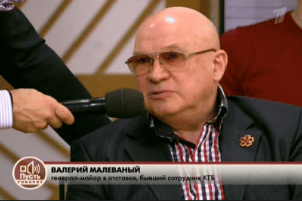 красная королева что правда а что вымысел. Смотреть фото красная королева что правда а что вымысел. Смотреть картинку красная королева что правда а что вымысел. Картинка про красная королева что правда а что вымысел. Фото красная королева что правда а что вымысел