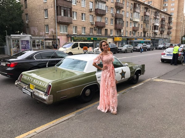 В клипе Анны Калашниковой можно будет увидеть редкие автомобили В клипе Анны Калашниковой можно будет увидеть редкие автомобили