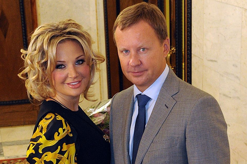 Денис вороненков и его бывшая жена юлия фото thumbnail