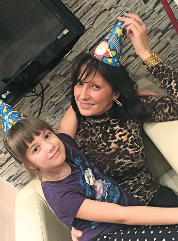8-летний внук не охотник, а 10-летняя Юджина любит фотографироваться с бабушкой Татьяной Ворониной 8-летний внук не охотник, а 10-летняя Юджина любит фотографироваться с бабушкой Татьяной Ворониной