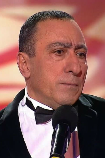 60-летний артист редко выступает и дает интервью 60-летний артист редко выступает и дает интервью