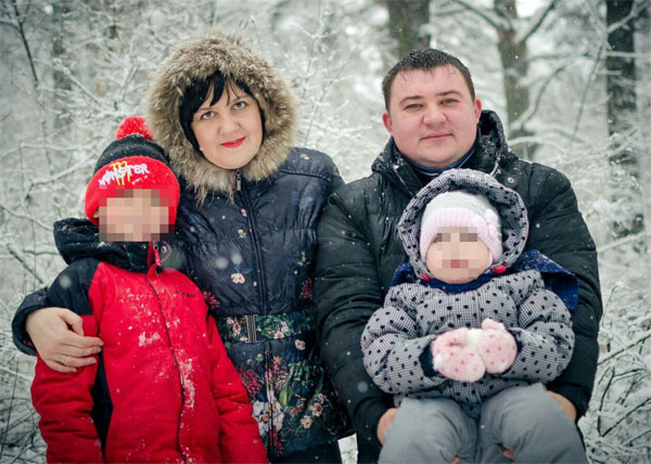 Сережа потерял родителей и маленькую сестру Сережа потерял родителей и маленькую сестру