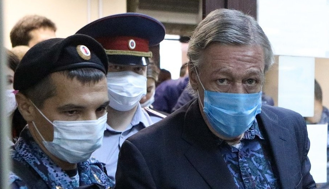 Приговор михаилу Ефремову смягчили
