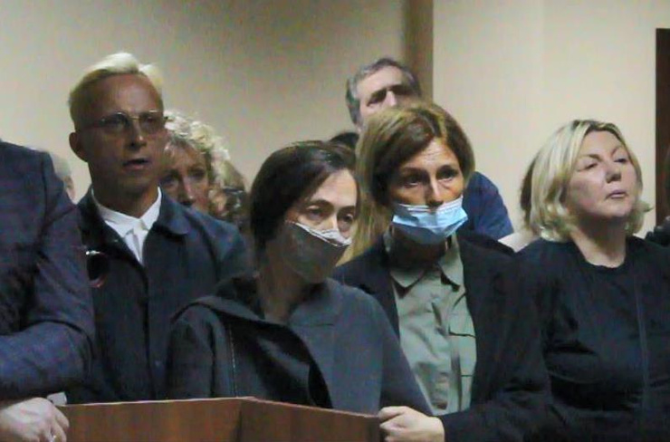 Супруга артиста Софья скоро планирует снова навестить его в колонии Супруга артиста Софья скоро планирует снова навестить его в колонии