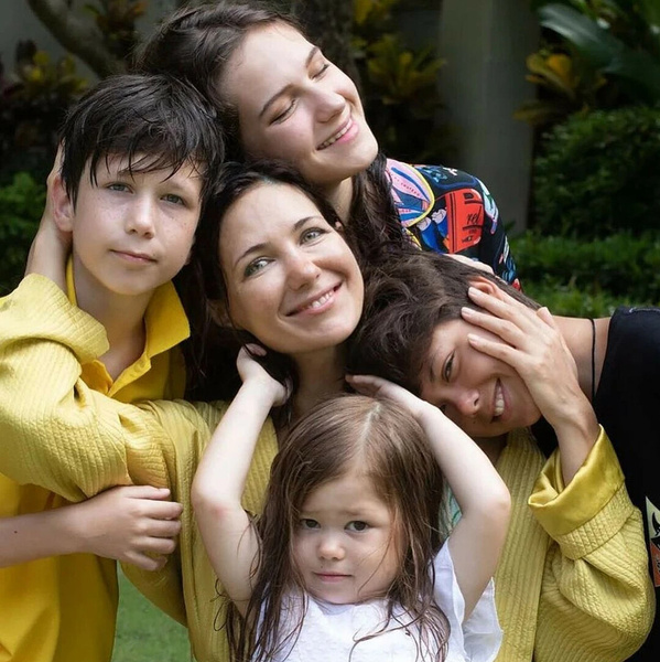 Катя Климова — счастливая мама четверых детей