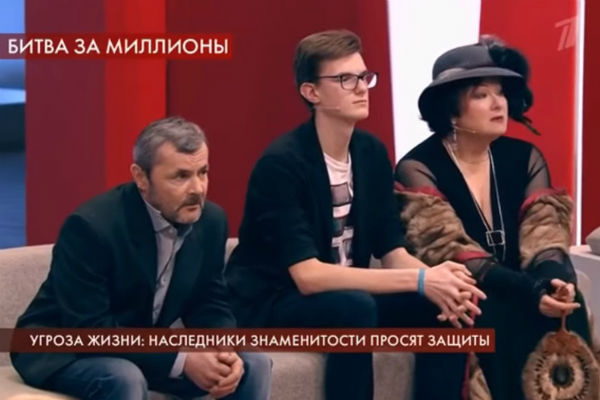 Сейчас в доме художника проживает его внук с женой и сыном Сейчас в доме художника проживает его внук с женой и сыном