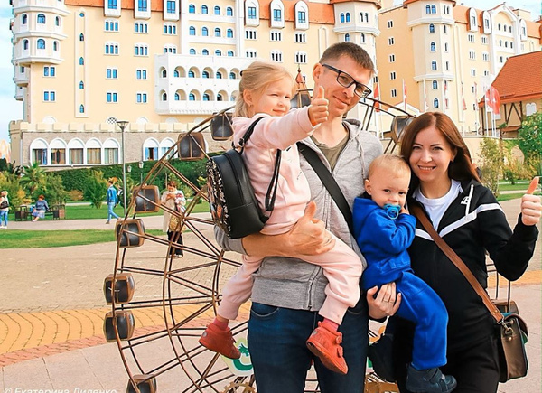 Многие осуждают женщину, ведь потеряв близкого человека, она продолжила показывать каждый свой шаг в Instagram Многие осуждают женщину, ведь потеряв близкого человека, она продолжила показывать каждый свой шаг в Instagram