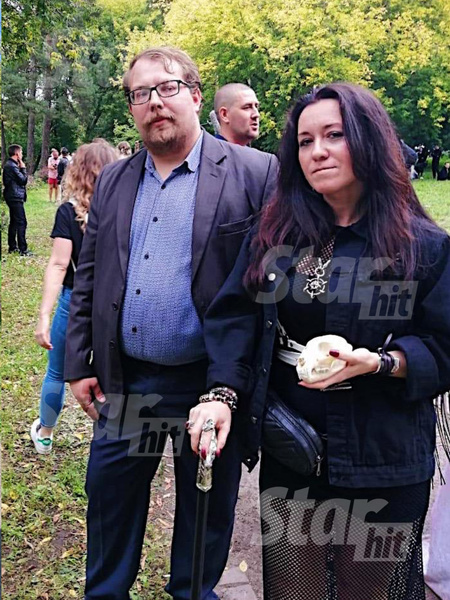 Анна Гехман и мужчина, который похож на разоблачителя Бориса Соболева. Сама женщина помогала расследовать убийство депутата Раменского района Анна Гехман и мужчина, который похож на разоблачителя Бориса Соболева. Сама женщина помогала расследовать убийство депутата Раменского района