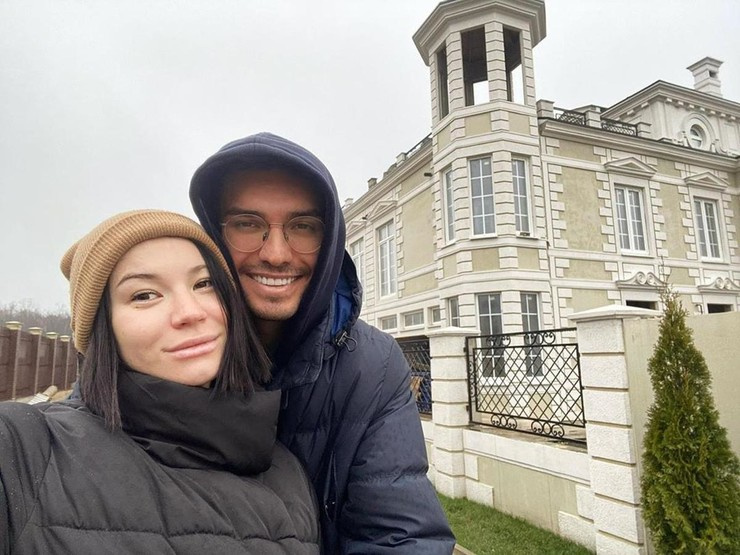По слухам, блогер окончательно рассталась с супругом
