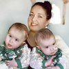 Мама успешно разделенных сиамских близнецов ждет еще одного ребенка