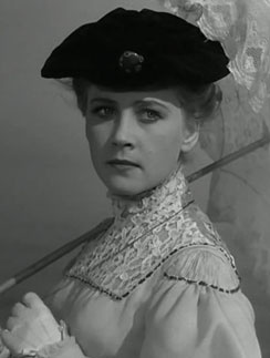 Ия Саввина Ия Саввина