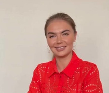Ксения Собчак вычислила стоимость платья Алины Кабаевой с домашнего видео