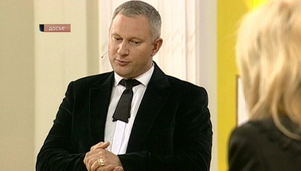 Владимир Орешников был успешным адвокатом и телеведущим до 2011 года