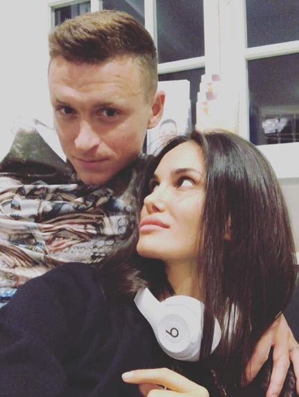 От Аланы и ее семьи многие отвернулись после того, как Мамаев попал в СИЗО От Аланы и ее семьи многие отвернулись после того, как Мамаев попал в СИЗО
