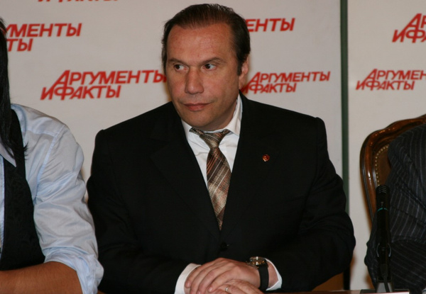 Виктор Батурин хотел получить полную опеку над сыновьями Виктор Батурин хотел получить полную опеку над сыновьями