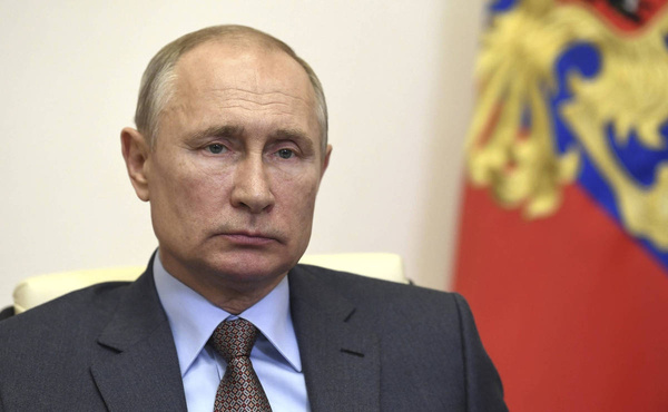 Агата Муцениеце: «Хотелось бы на шоу Владимира Путина. Он же тоже развелся»