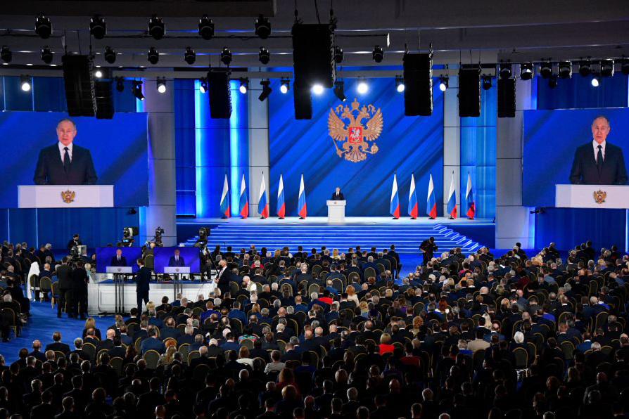 Существенная часть социальных мер направлена на поддержку семей с детьми