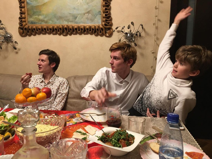 Внуки Лужиной: Даниил, Матвей и Прохор Внуки Лужиной: Даниил, Матвей и Прохор