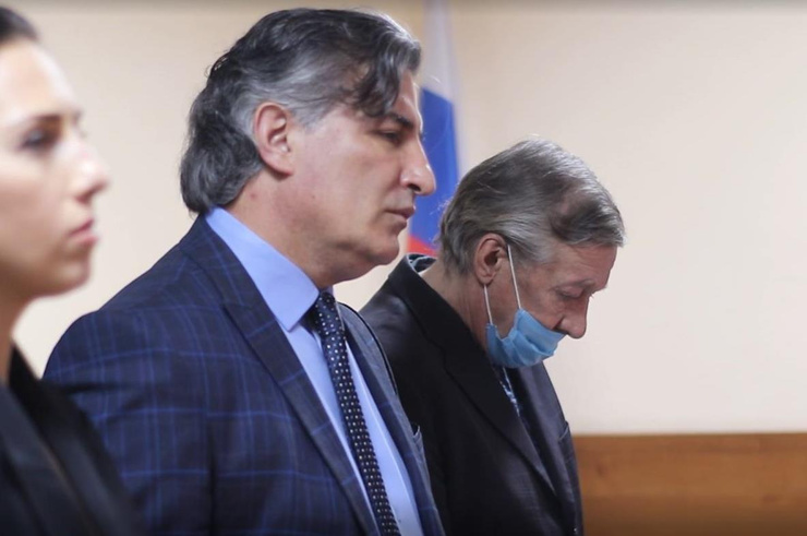 Друзья актера не довольны работой его адвоката Эльмана Пашаева