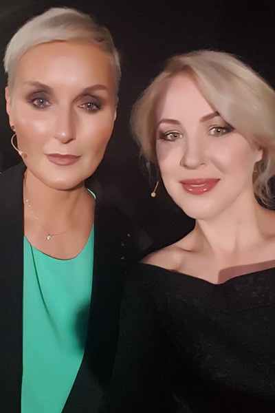 Как Ольга (слева) воспримет критику Алибасова в свой адрес — неизвестно Как Ольга (слева) воспримет критику Алибасова в свой адрес — неизвестно