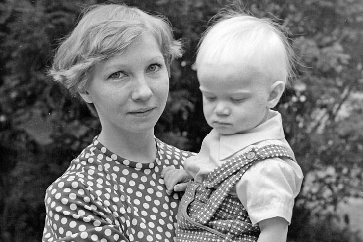 Дмитрий Хрусталев с мамой
